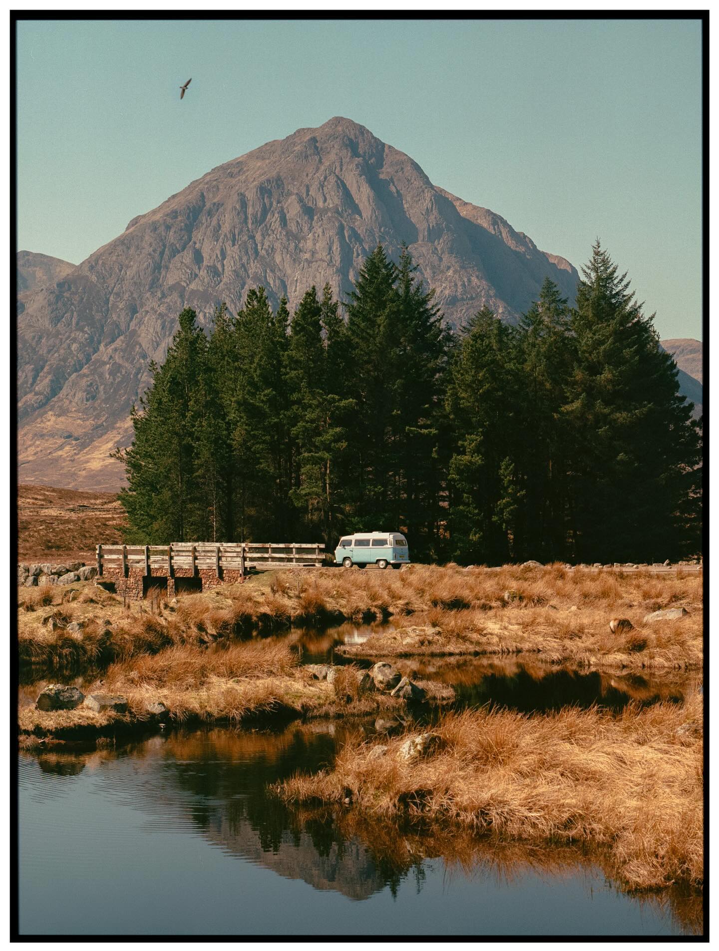 ⠀⁠
📸: @grainyboi_⁠
🎞: Kodak #Portra400⁠
⠀⁠
#KodakFilm⁣⁠
#KodakProfessional⁠
⠀⁠
“There’s just something about the whole process. Loading a roll, hearing the shutter click, waiting for scans. It’s not perfect, but that’s kind of the point. It feels real.”